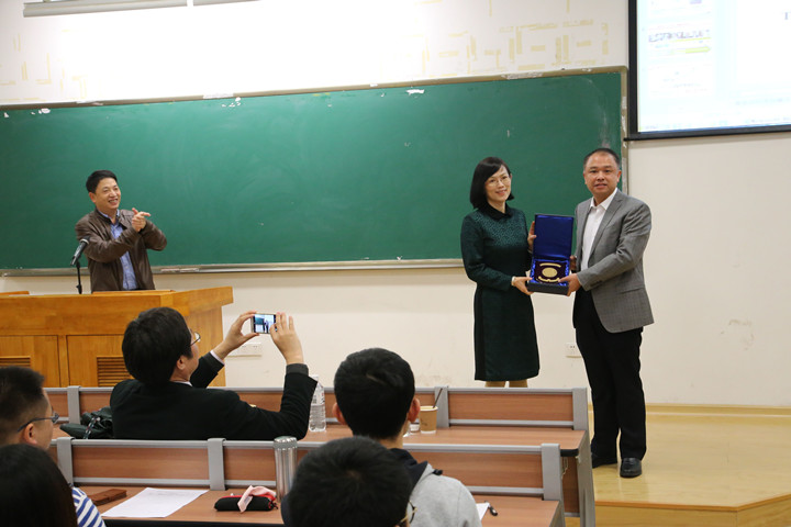 中国科学院刘明院士做客南强学术讲座|刘明|摩