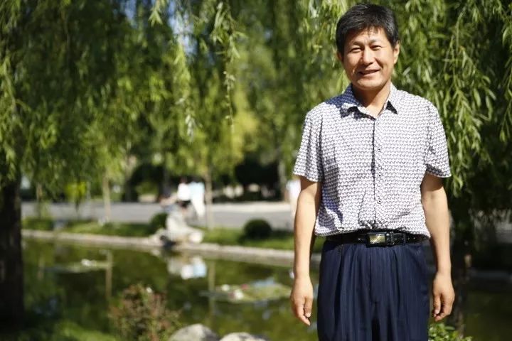 魔性朗诵《将进酒》走红 大喜哥:朗诵诗歌一