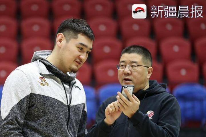 同曦做客新疆有甜点福利,买尔丹回家妻子直言相聚太短