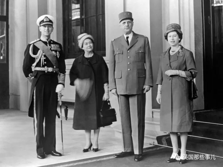 1960年,夫妻俩会面法国总统戴高乐和他的妻子1959年,两人游览加拿大