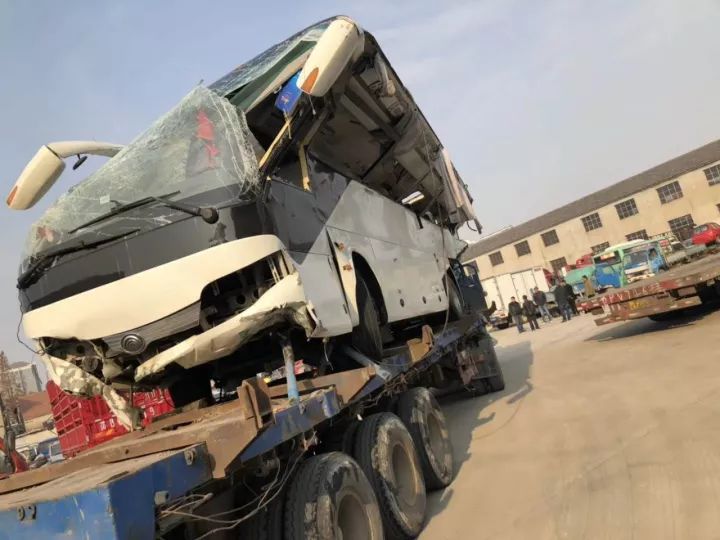 最新!12.1建湖交通事故肇事司机已被警方控制