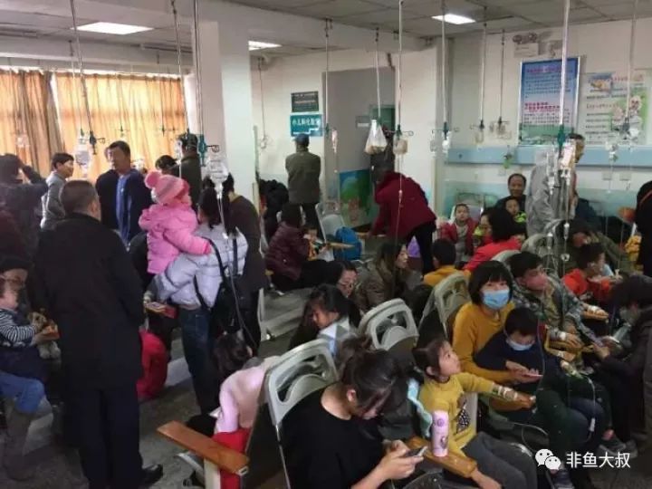 扩散！流感病毒肆虐，青岛不少医院全天爆满！一份“儿科用药宝典”刷爆朋友圈，医生紧急喊话…