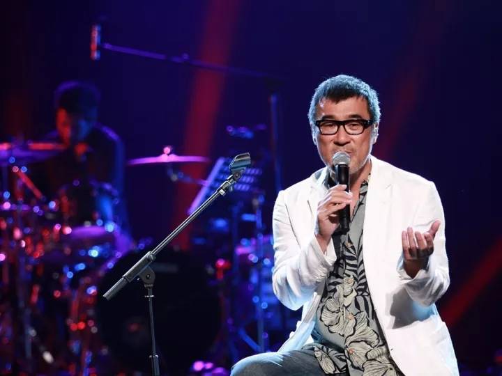 59岁的李宗盛唱起《晚婚》:我们最终要嫁的是