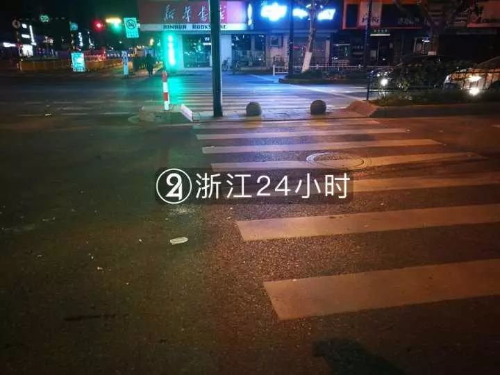 昨夜,杭州市中心突发惨烈车祸!电动车被工程车带倒,一地血迹