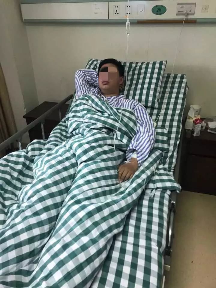 上车睡!上课睡!160斤小胖墩怎么都睡不醒,妈妈