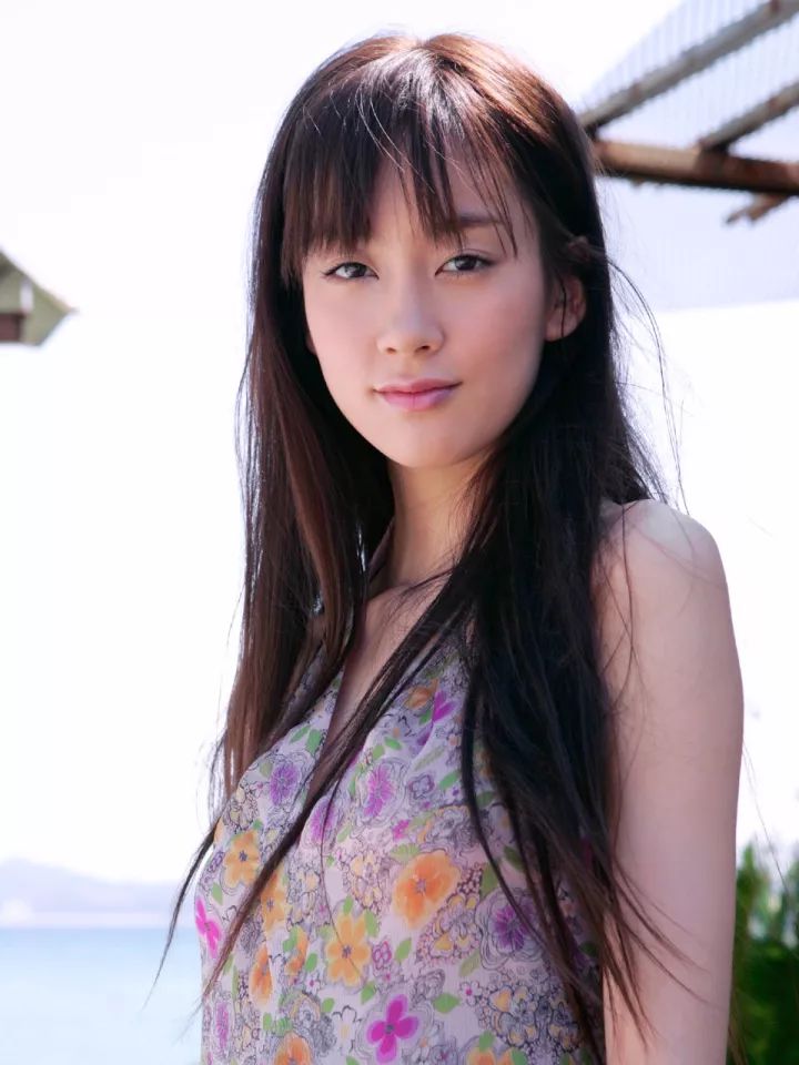 又一对姐弟恋要结婚啦？！细数女方历任男友竟多半是当红小鲜肉！