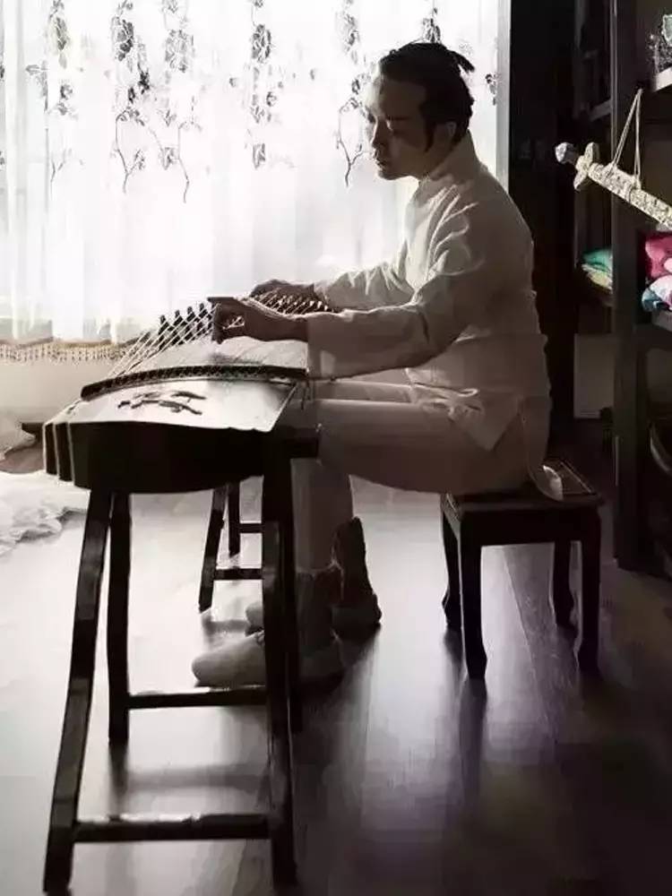 李玉刚的书房，冯唐的院子，杨丽萍的宅子，是我理想中的房子