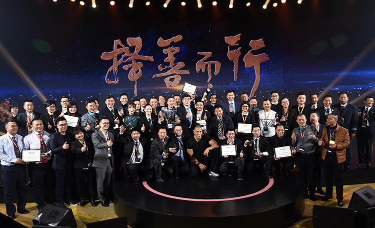 滴滴程维的两个小愿望|滴滴|出租车司机|程维