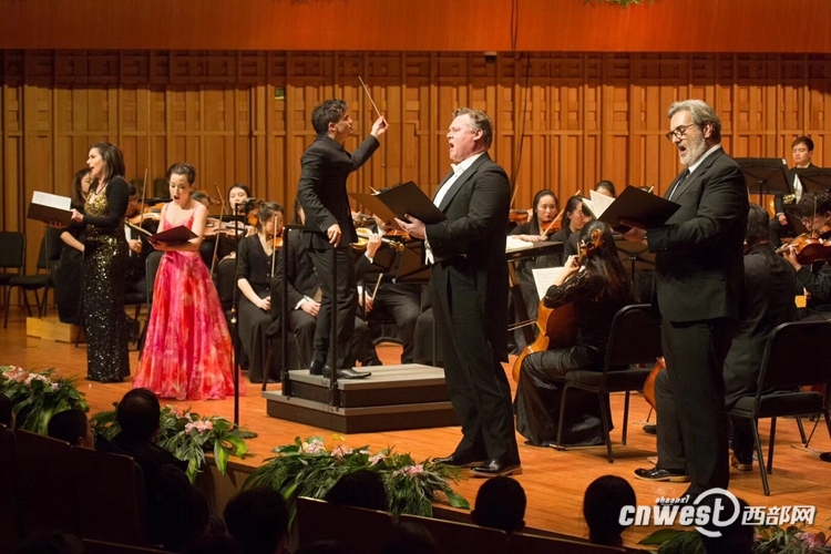 城市与时光的最美典礼 2018西安新年音乐会正