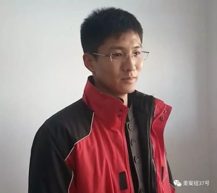 ▲1月18日,朱振彪在滦南县法院参加庭前会议并接受采访。 受访者供图