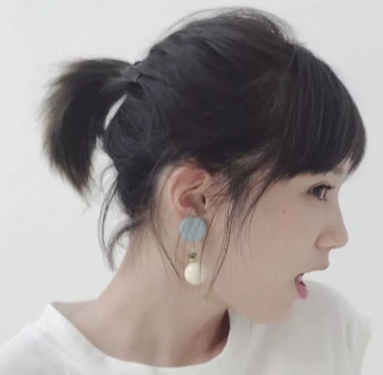 OMG!听说日本妹子都是自己在家打耳洞的?