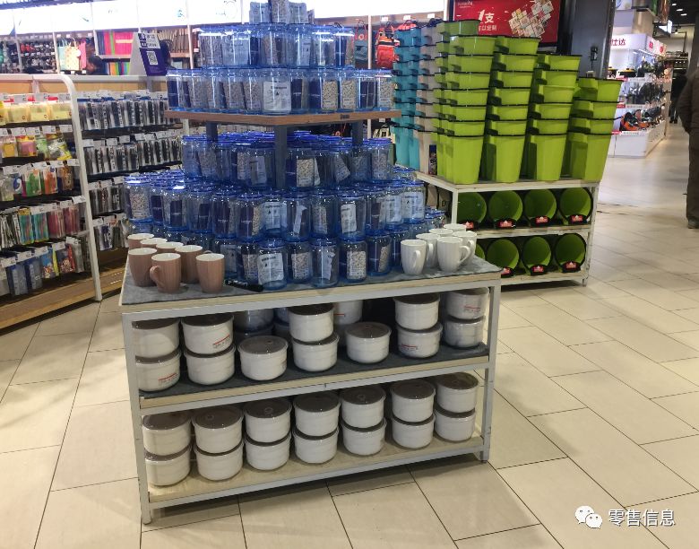 【聚焦】步步高2018年春节年货陈列欣赏!