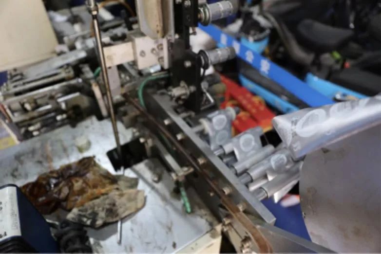 惊爆!安徽人你买的名牌避孕套可能是假的!制作