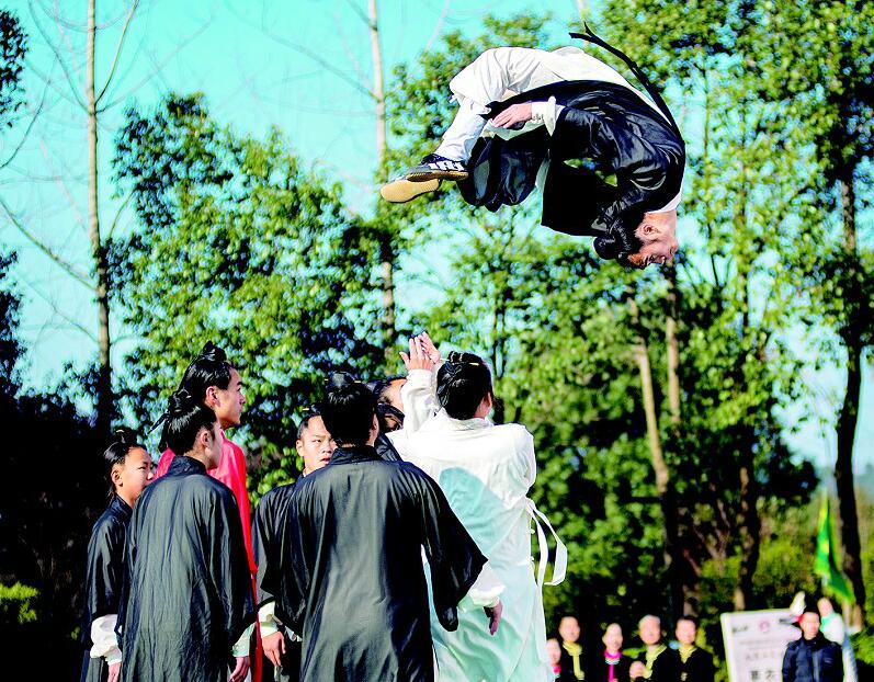 第二届九真山武术会开幕 百余高手现场过招|武
