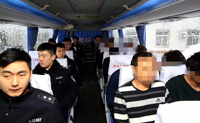 烟台警方端掉特大电信诈骗团伙,49人被抓,全部