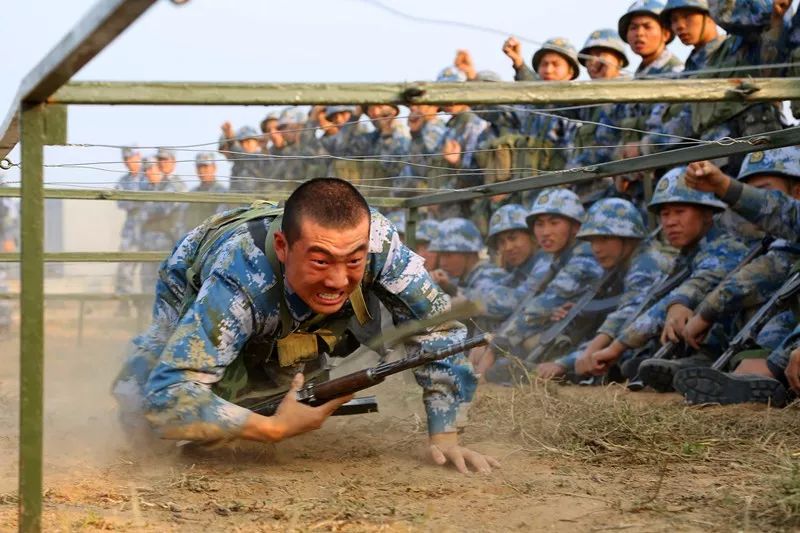 久等了,邯郸新兵连迎来最后考核|战士|新兵|蓝锋