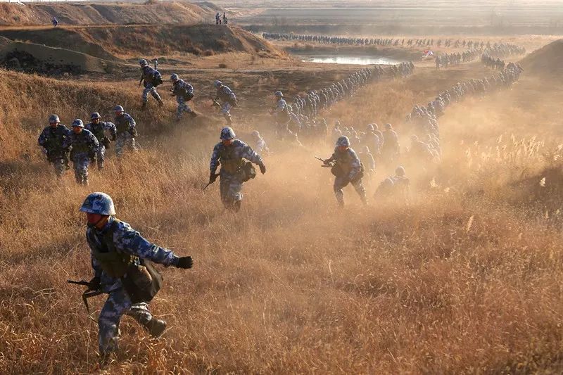 久等了,邯郸新兵连迎来最后考核|战士|新兵|蓝锋