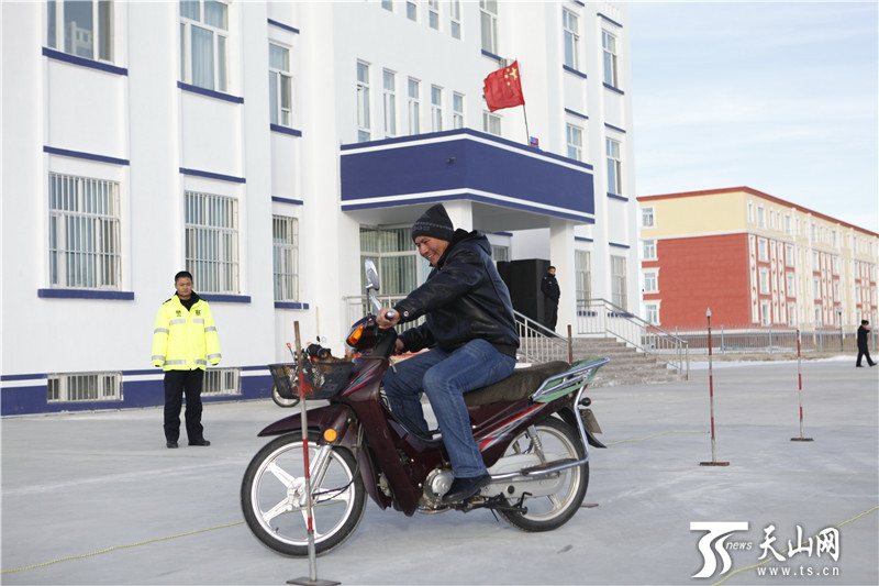 张家口哪个驾校能考摩托车本 张家口摩托车驾