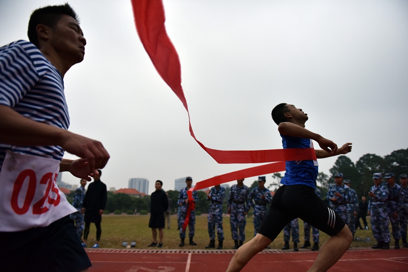 跑步进入2018!欢迎来到南海舰队参谋部运动会
