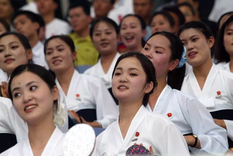 亚洲田径锦标赛上的朝鲜啦啦队。新华社记者张利摄