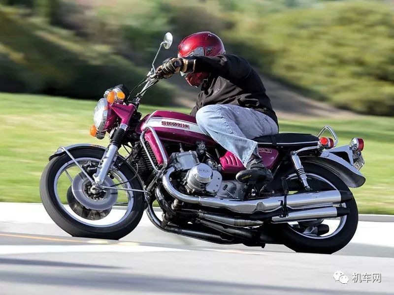 水冷摩托车鼻祖,铃木三缸GT750