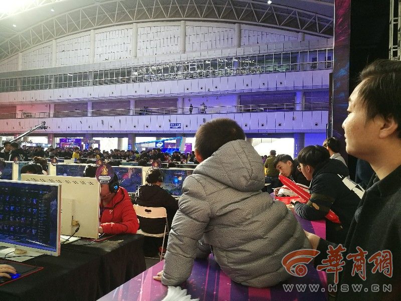 电竞大赛决赛明日西安举行 总奖金超50万元