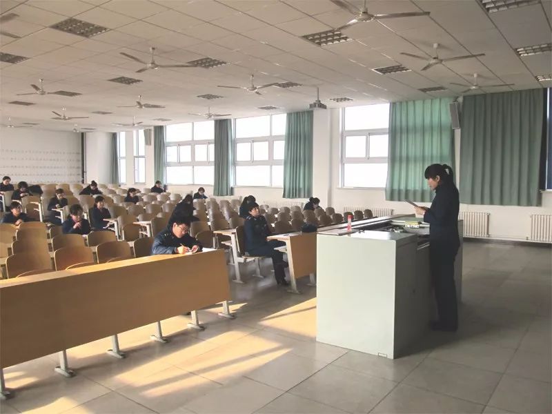 2018年空军航空大学文职人员招聘预告