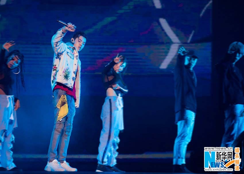 吴亦凡揽获三项荣誉：希望更多人知道中国有好音乐