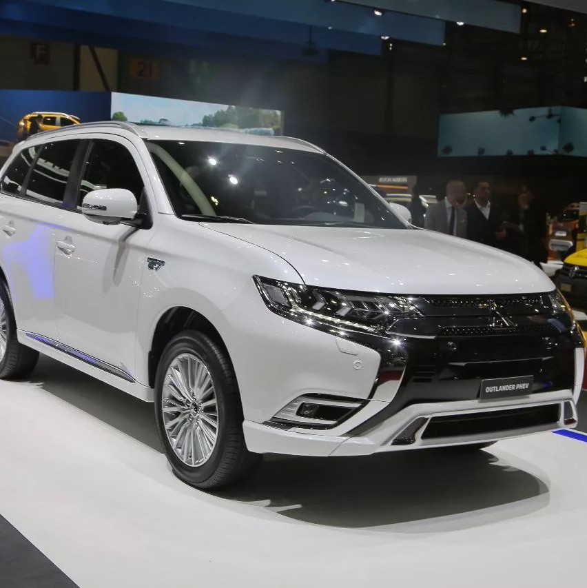 日内瓦车展：三菱全新欧蓝德PHEV实拍