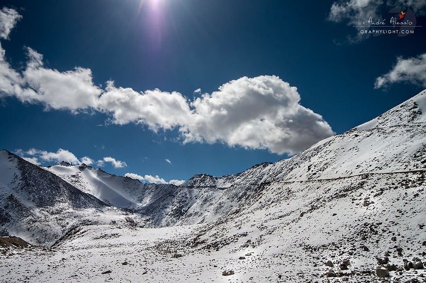 ▲克什米尔地区雪山（全球摄影网）