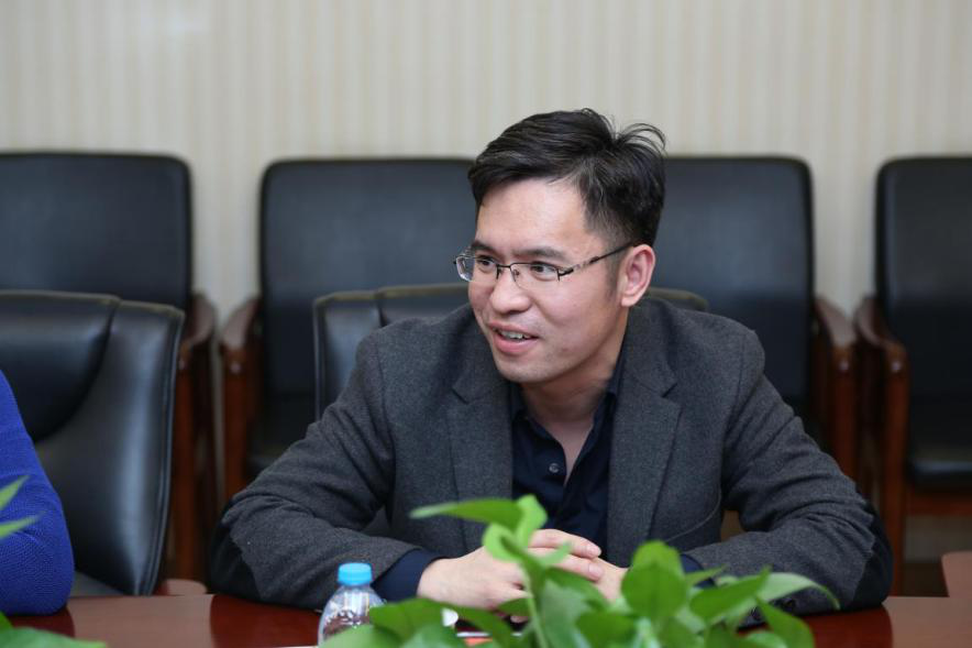 中国社会科学院政治学研究所副研究员樊鹏在金台沙龙活动现场 (谢明
