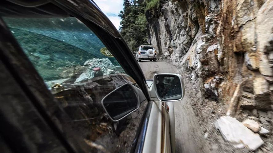 知之丨川藏线号称陆巡的天下！到底牛在哪里？