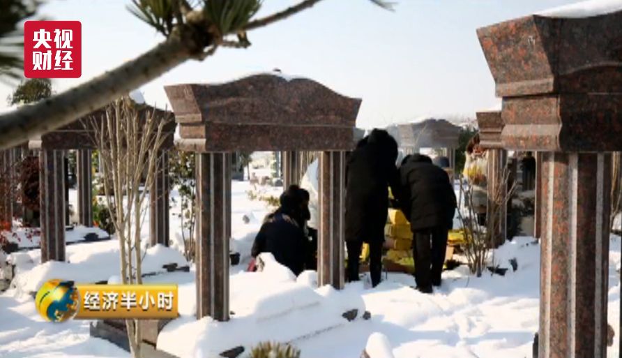 央视财经频道:“梅爸爸”雪夜救治病危孤儿 自己却再没回来