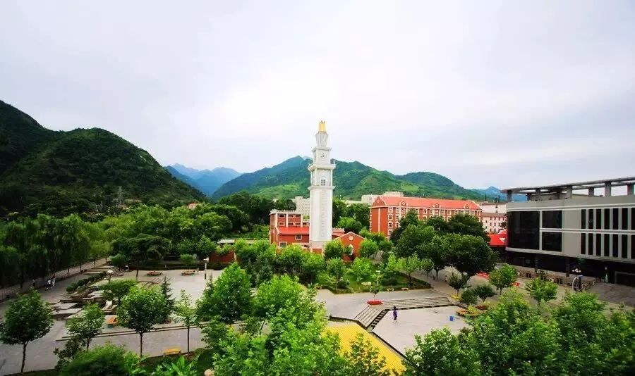 西安翻译学院直属院校招生开始了,补助学费、