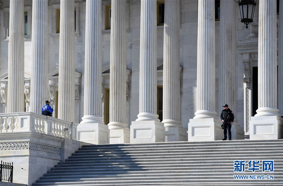 美国会参议院通过大规模减税法案(组图)|减税|共