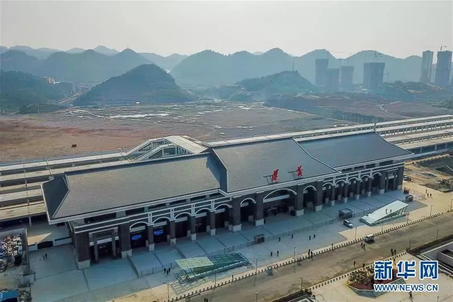 太棒了,今天起云南人可以坐动车去重庆成都啦