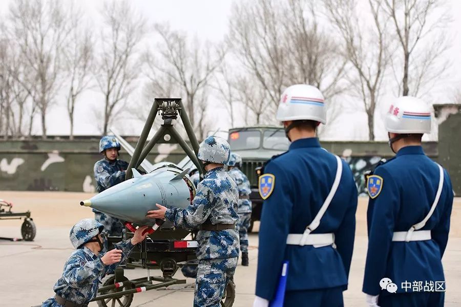 考场即战场,中部战区空军某基地实战条件下开展地面防空兵岗位练兵