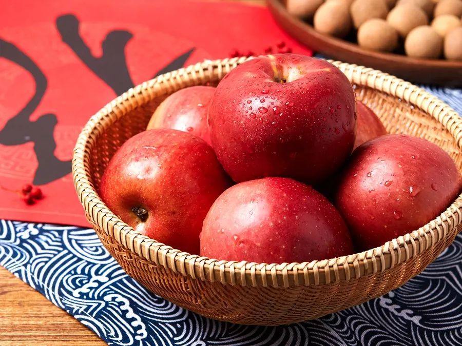 【好食】新疆阿克苏“冰糖心”苹果，皮薄核小，好甜!