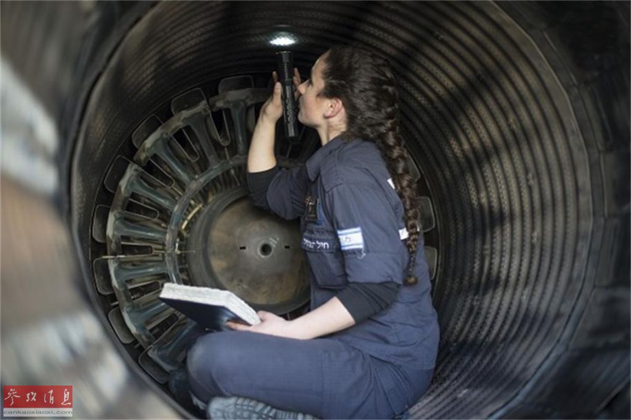 地勤偷开飞机很常见?美军地勤曾偷开A-4攻击