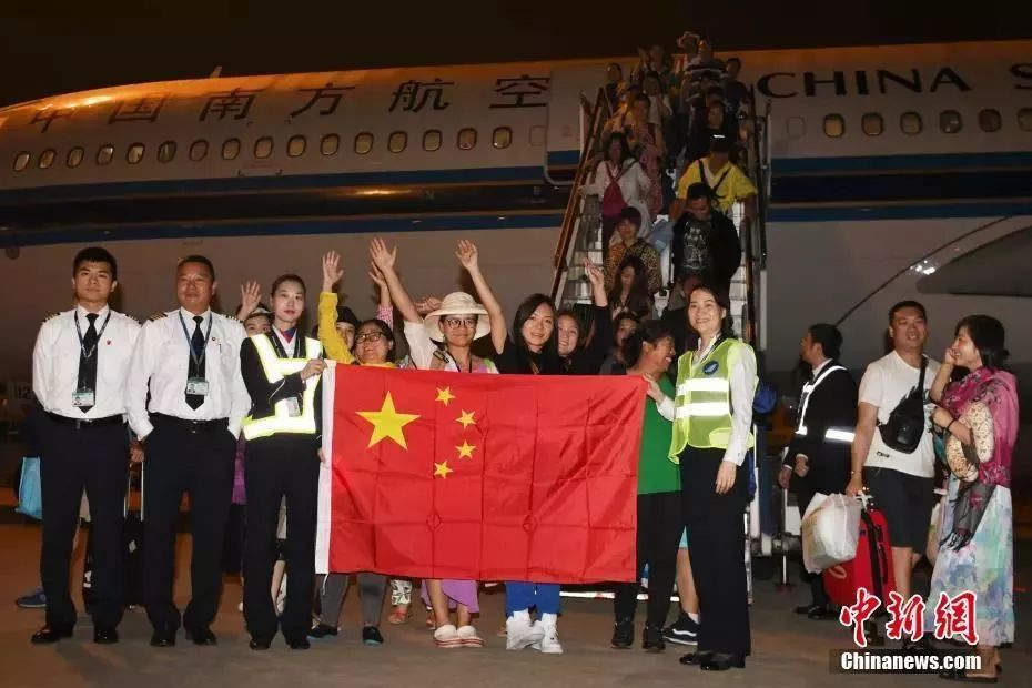 2017年这些照片没有一张获奖，却温暖了整个朋友圈