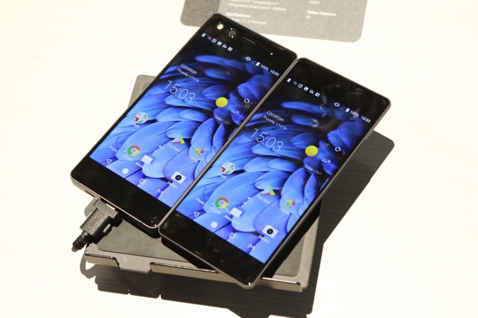 首款折叠屏手机中兴天机Axon M 上手实操|中兴