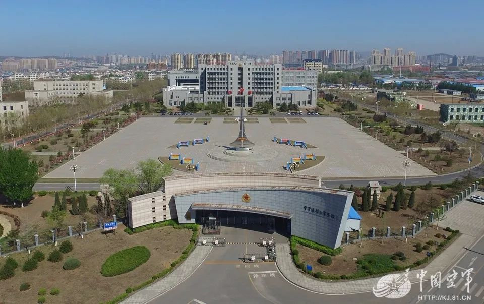 2018年空军通信士官学校文职人员招聘预告|空