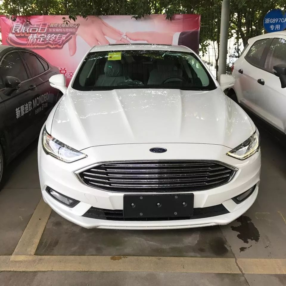 超跑的前脸，同级别领先的动力，性价比高于迈腾，买它算是赚了！