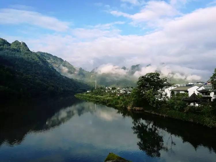齐云山早春