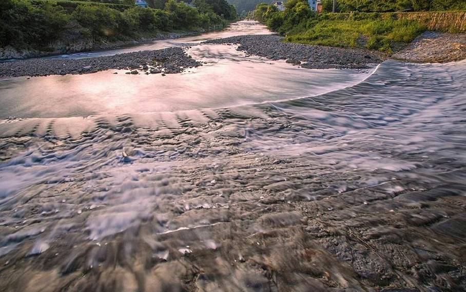 小溪 河滩