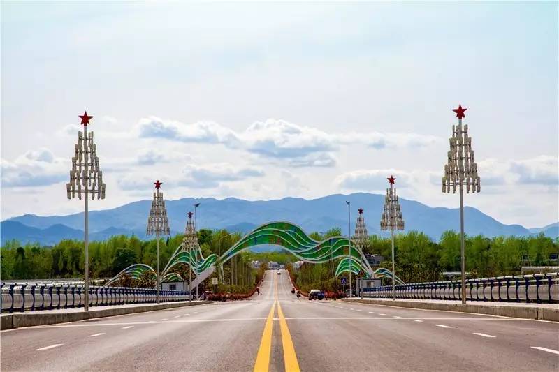 金寨景区吵翻天 谁最好你来说