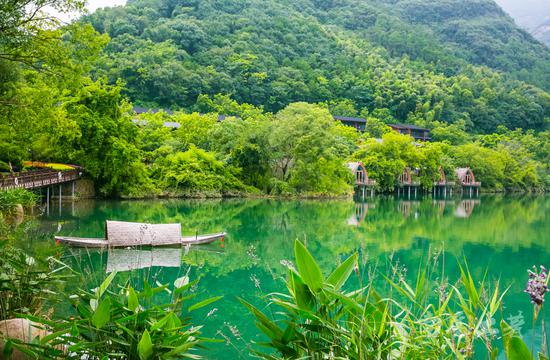 到江南小三峡,十大传世名画《富春山居图》里,去避暑