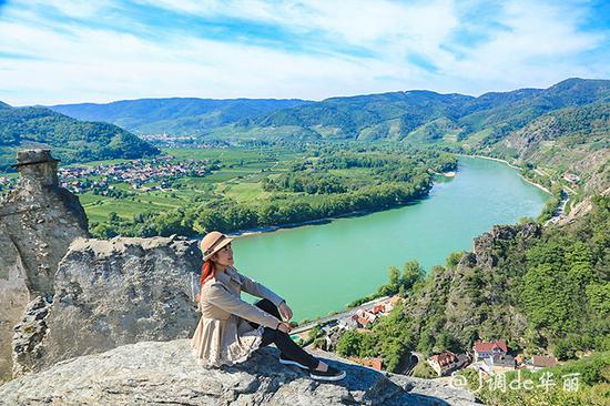 【<a href='http://travel.sina.com.cn/aodili-lvyou/?from=b-keyword' target='_blank'><em><em>奥地利</em></em></a>】杜恩施泰因:多瑙河畔最美丽的小镇