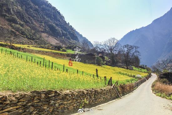 隐藏在<a href='http://travel.sina.com.cn/nujiang_nujingdaxiagu-lvyou/?from=b-keyword' target='_blank'>怒江大峡谷</a>最深处的一“桶”明珠