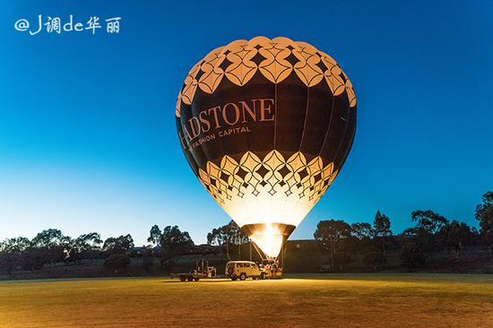 【<a href='http://travel.sina.com.cn/aodaliya-lvyou/?from=b-keyword' target='_blank'><em><em><em>澳大利亚</em></em></em></a>】在低调奢华中寻找极致的美 <wbr>- <wbr><a href='http://travel.sina.com.cn/moerben-lvyou/?from=b-keyword' target='_blank'><em><em><em>墨尔本</em></em></em></a>篇